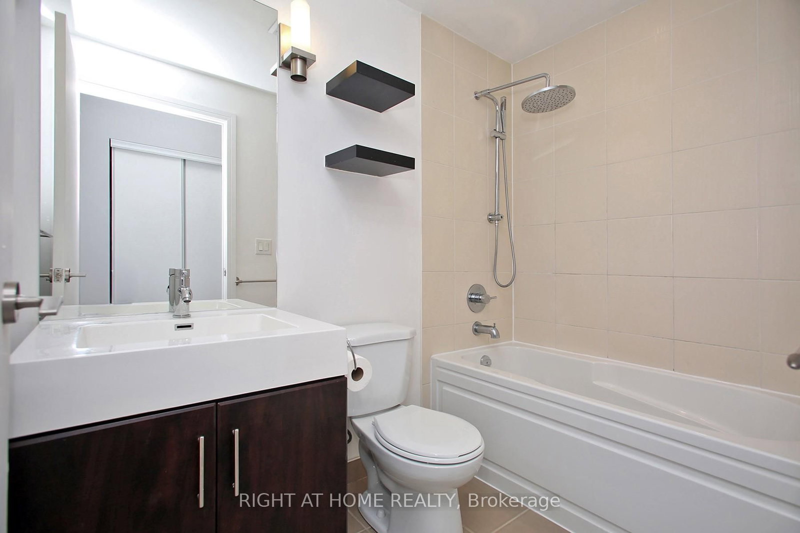 35 Brian Peck Crescent • #303 • Toronto, ON photo 19