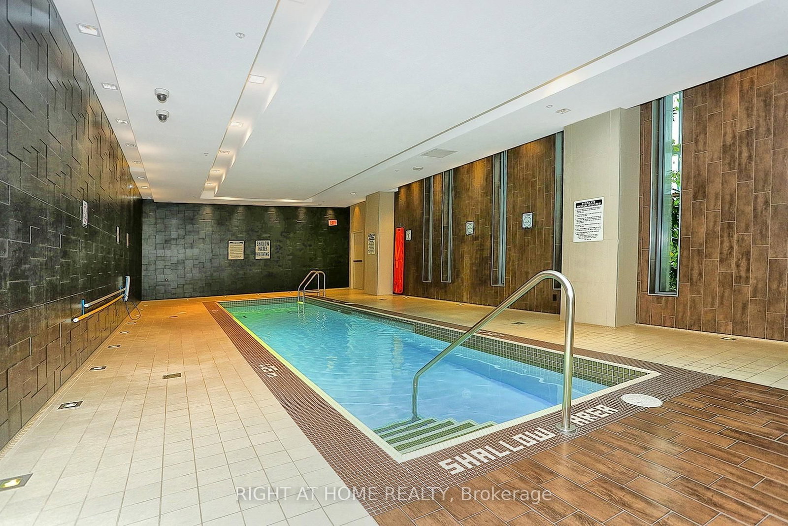 35 Brian Peck Crescent • #303 • Toronto, ON photo 5