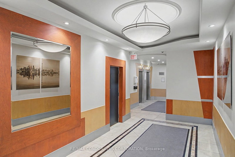 208 - 5949 Yonge Street