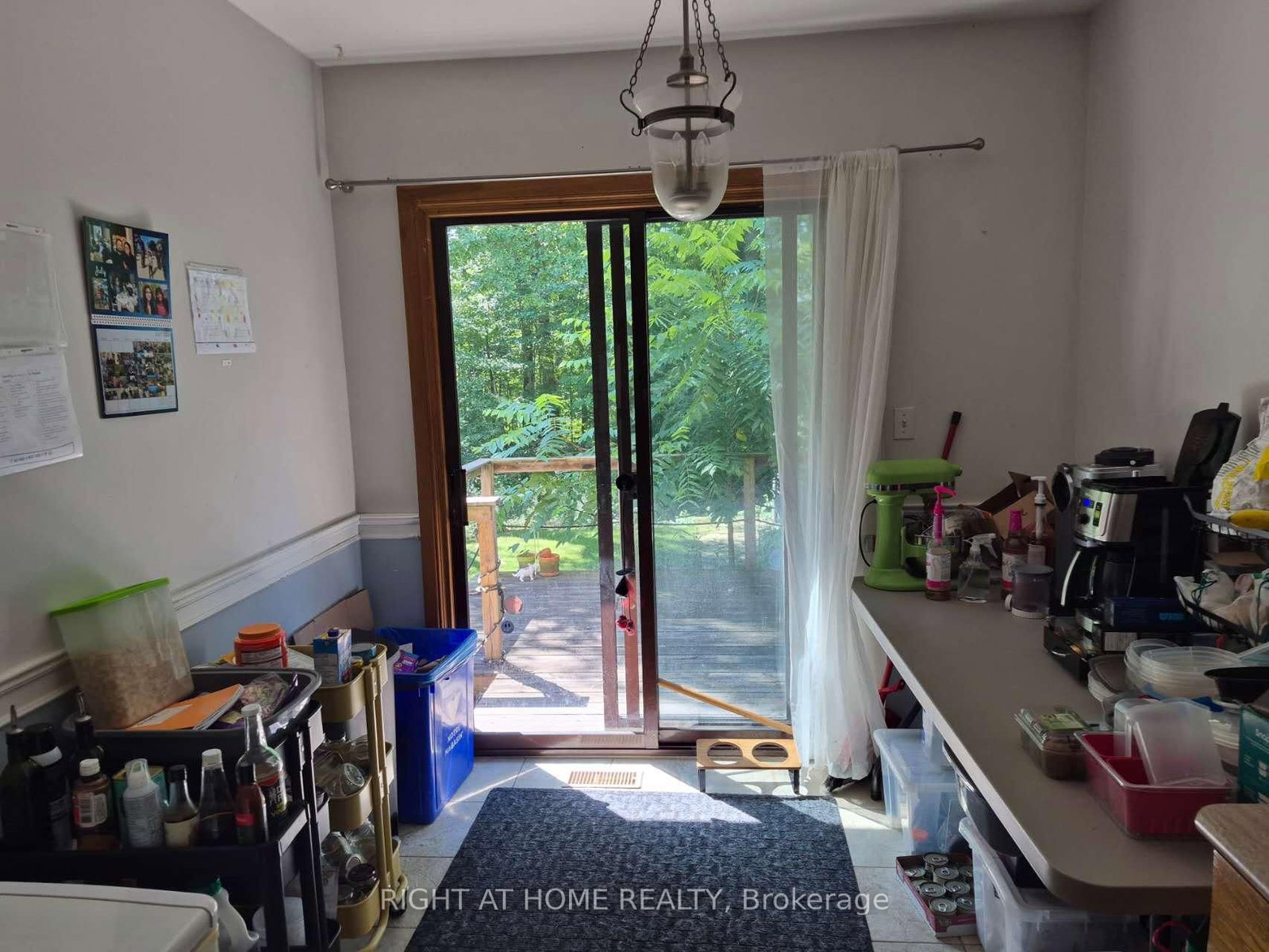 17 Gwendolen Avenue • Toronto, ON photo 8