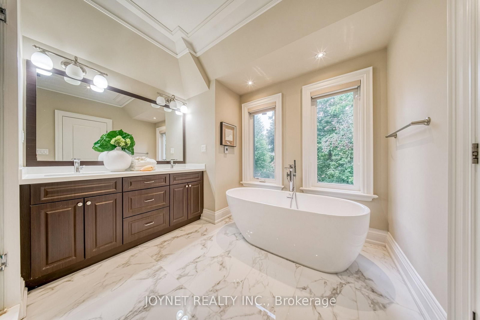 126 Parkview Avenue • Toronto, ON photo 26