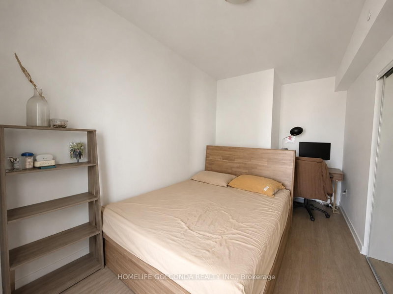 2602 - 100 Dalhousie Street