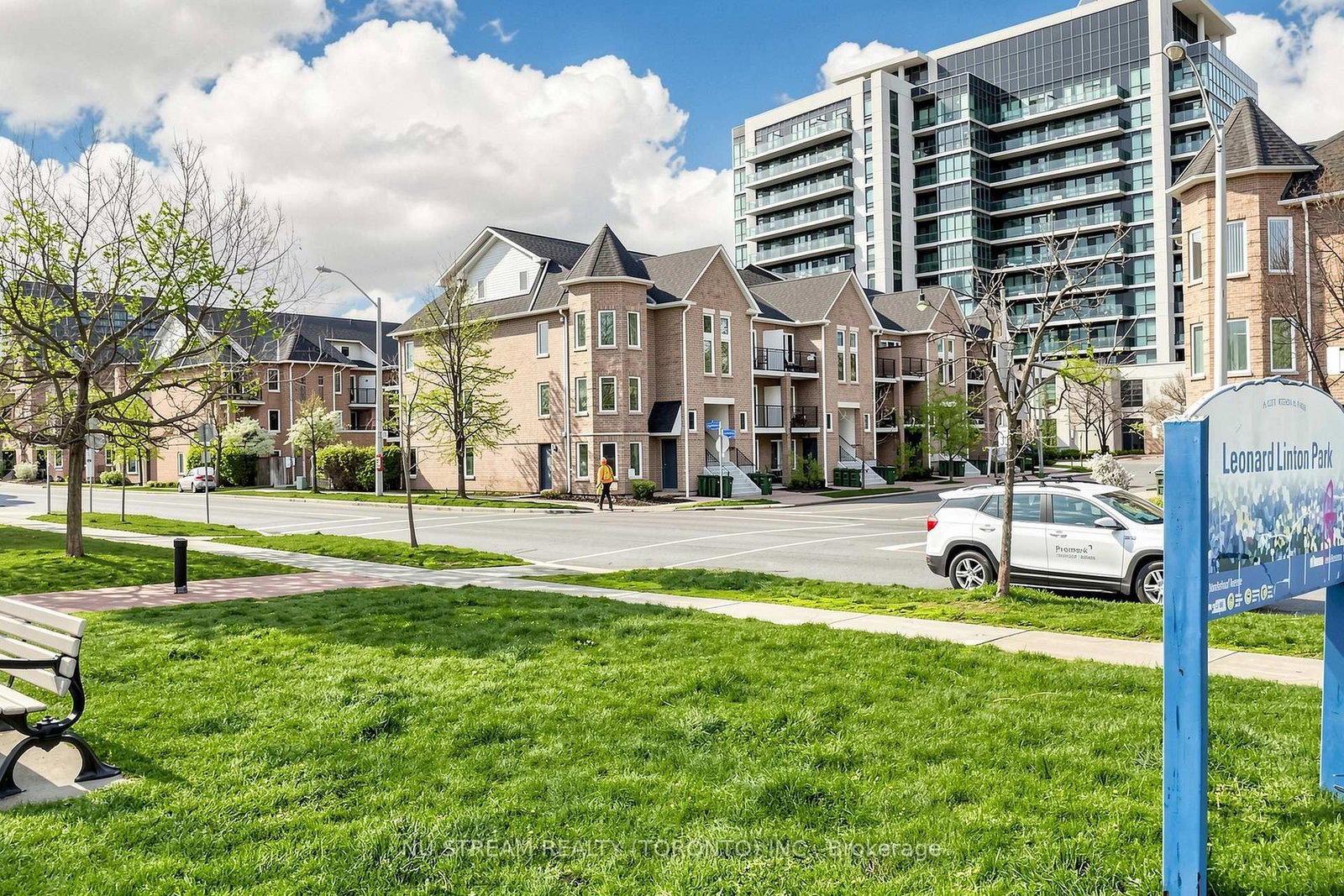 10 Brian Peck Crescent • #201 • Toronto, ON photo 21