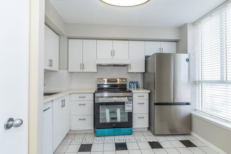 1309 - 21 Overlea Boulevard