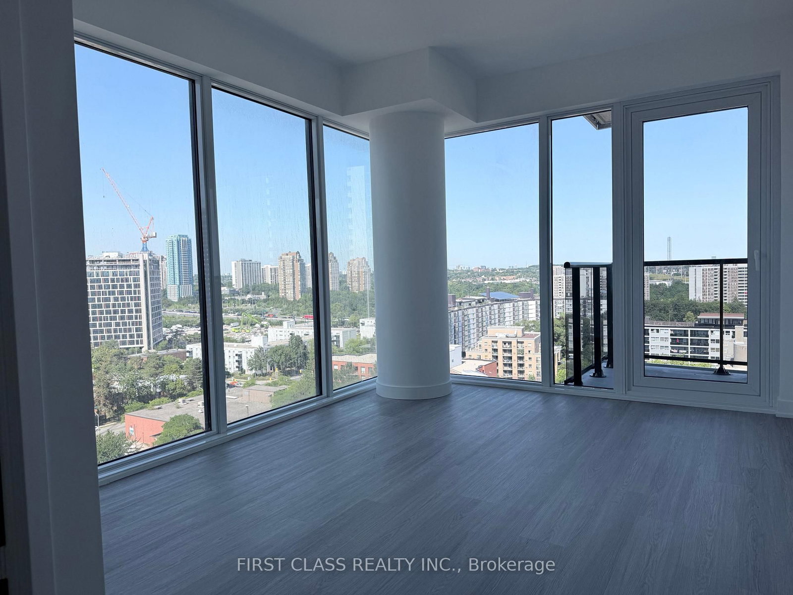 15 David Salomon Drive, Unit 1605 - Photo 5