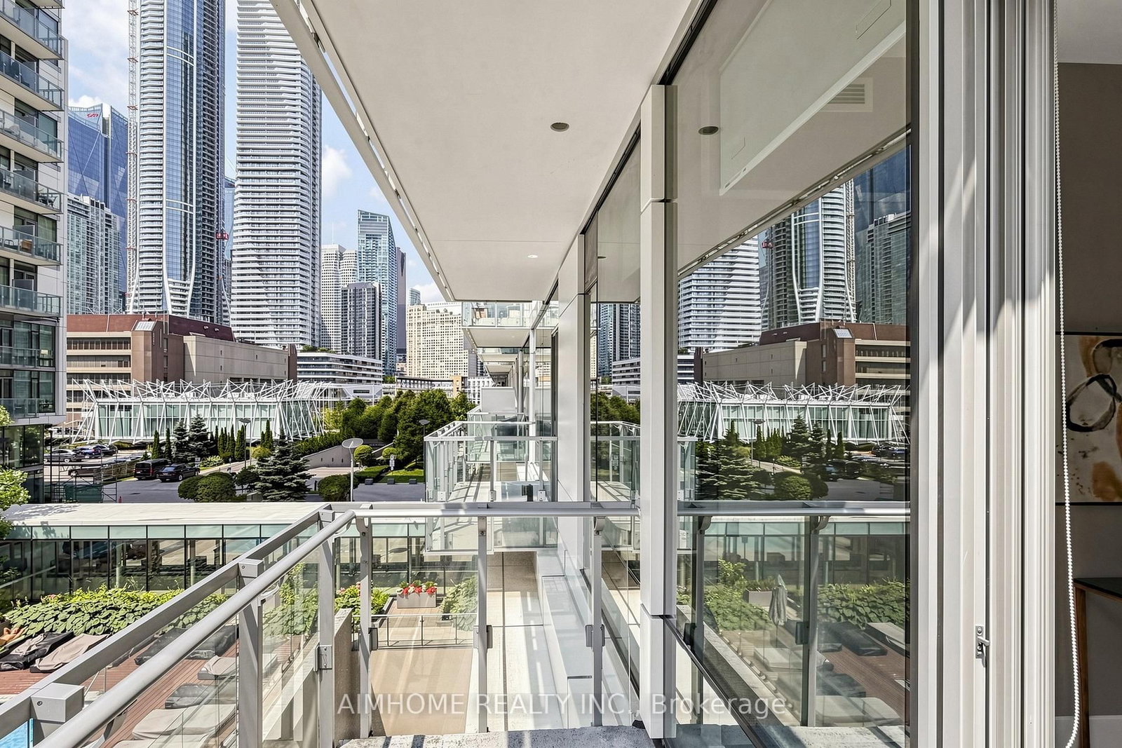 39 Queens Quay • #328 • Toronto, ON photo 34