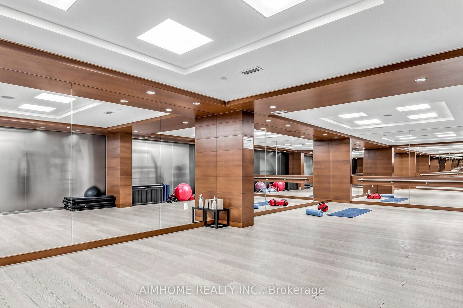 39 Queens Quay • #328 • Toronto, ON photo 38