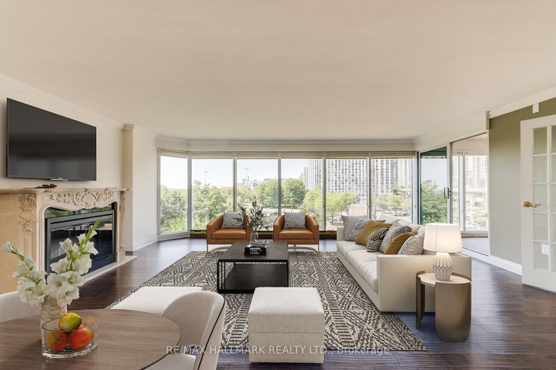 404 - 251 Queens Quay W