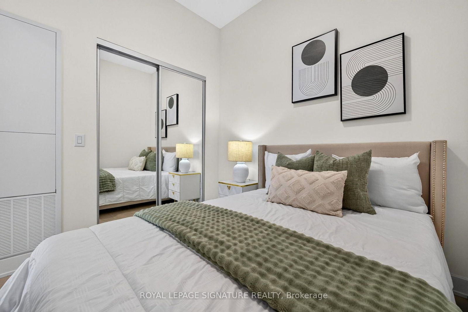 15 Mercer Street • #4005 • Toronto, ON photo 27
