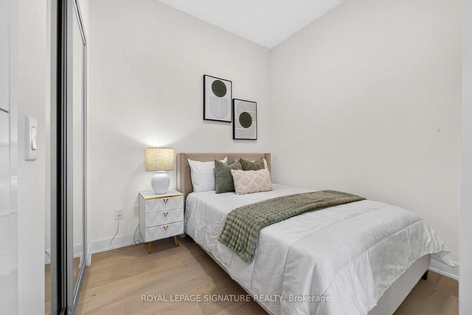 15 Mercer Street • #4005 • Toronto, ON photo 28