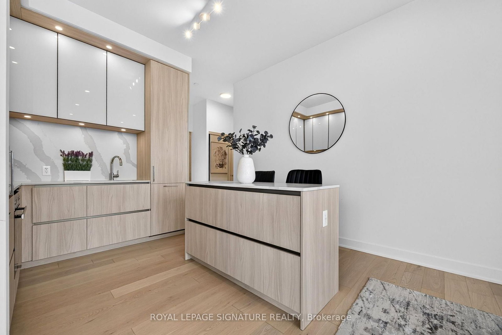15 Mercer Street • #4005 • Toronto, ON photo 6