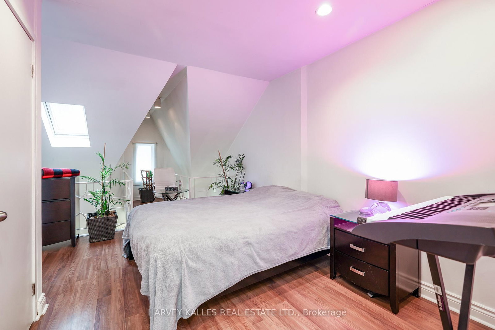 530 Richmond Street W • Toronto, ON photo 11