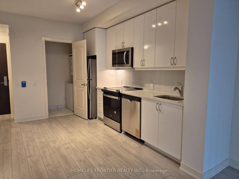 1915 - 4955 Yonge Street