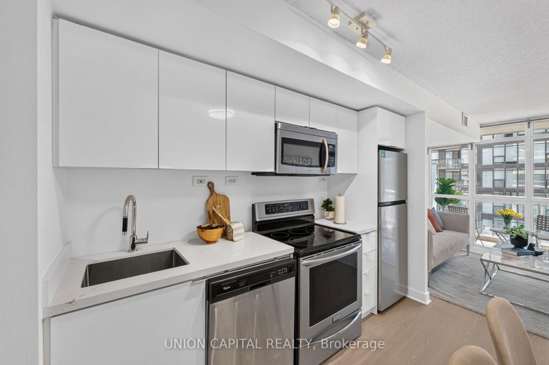 10 Capreol Toronto,ON M5V 4B3 — Photo 14