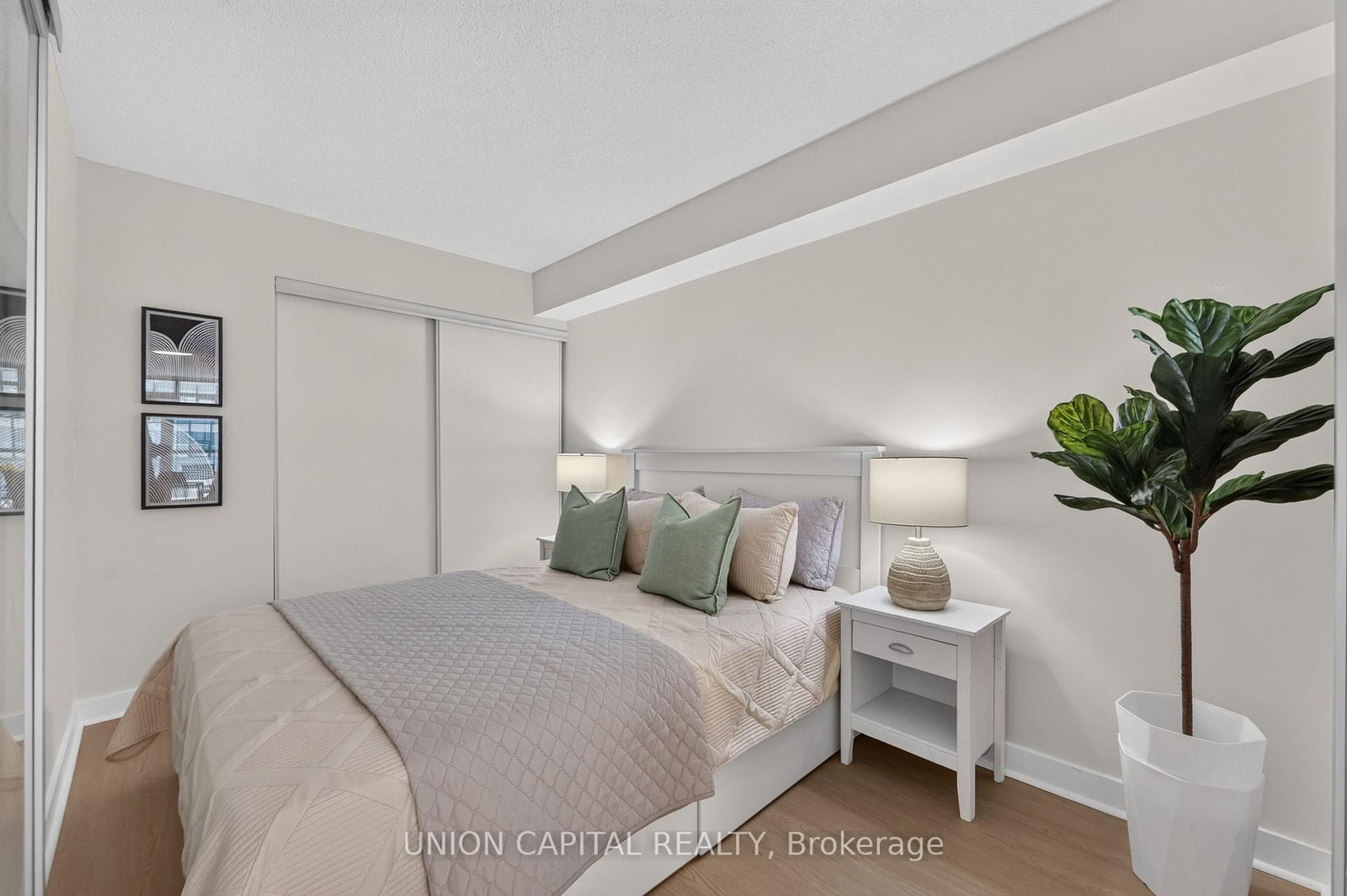10 Capreol Court • #551 • Toronto, ON photo 18