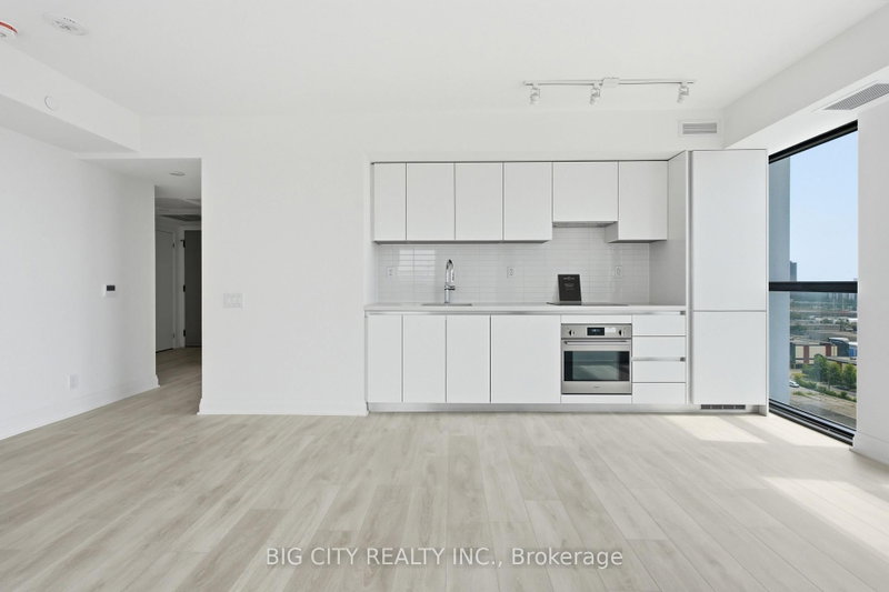 25 Frederick Todd Way photo 5