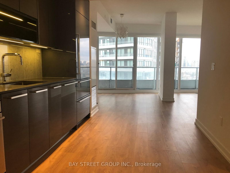 1808 - 117 Mcmahon Drive