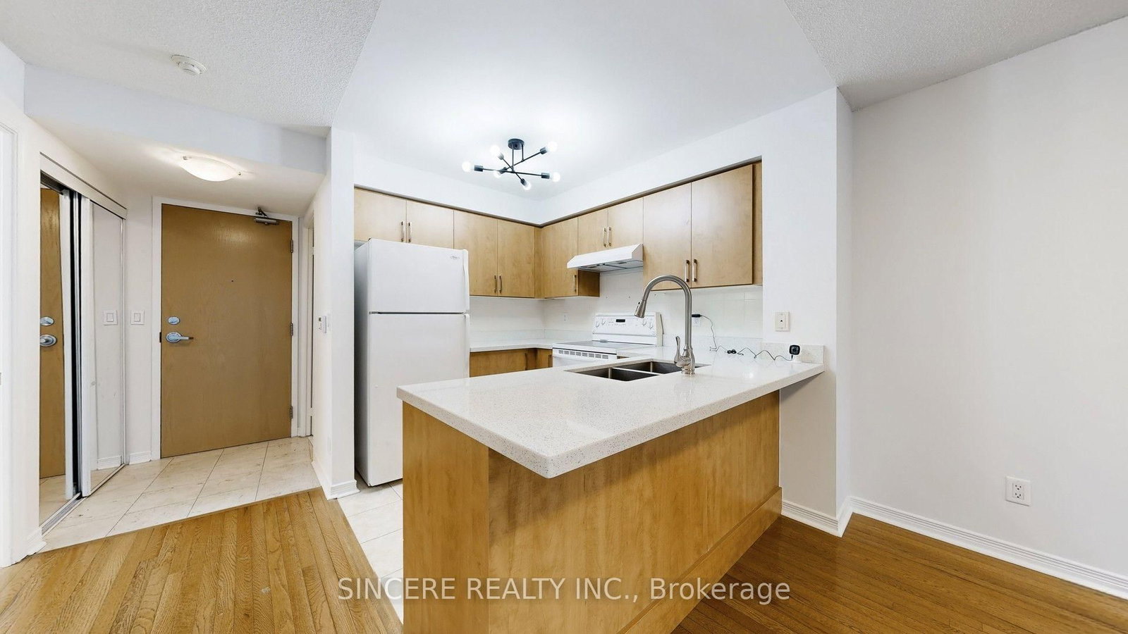 503 Beecroft Road • #1803 • Toronto, ON photo 11