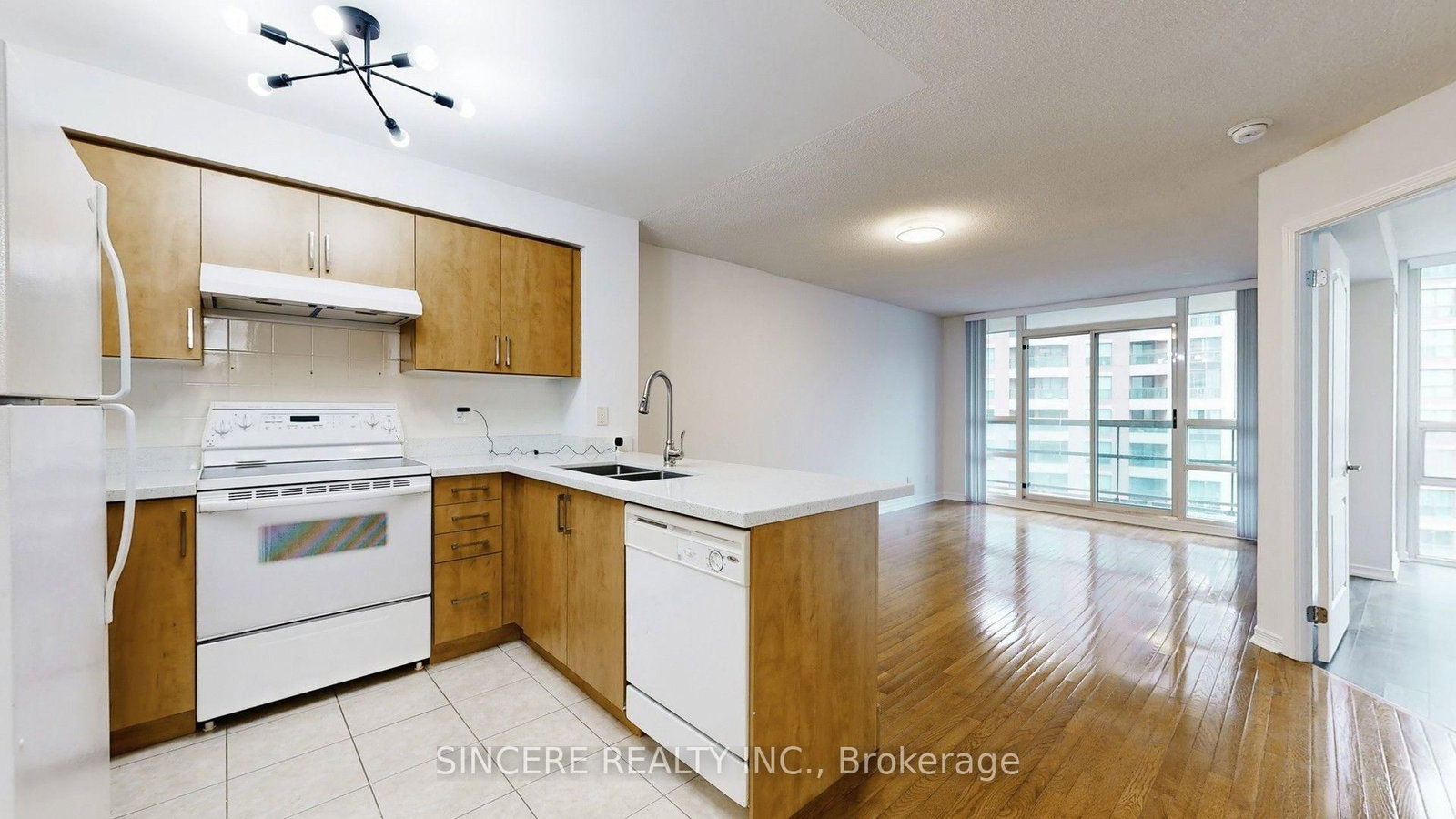 503 Beecroft Road • #1803 • Toronto, ON photo 15