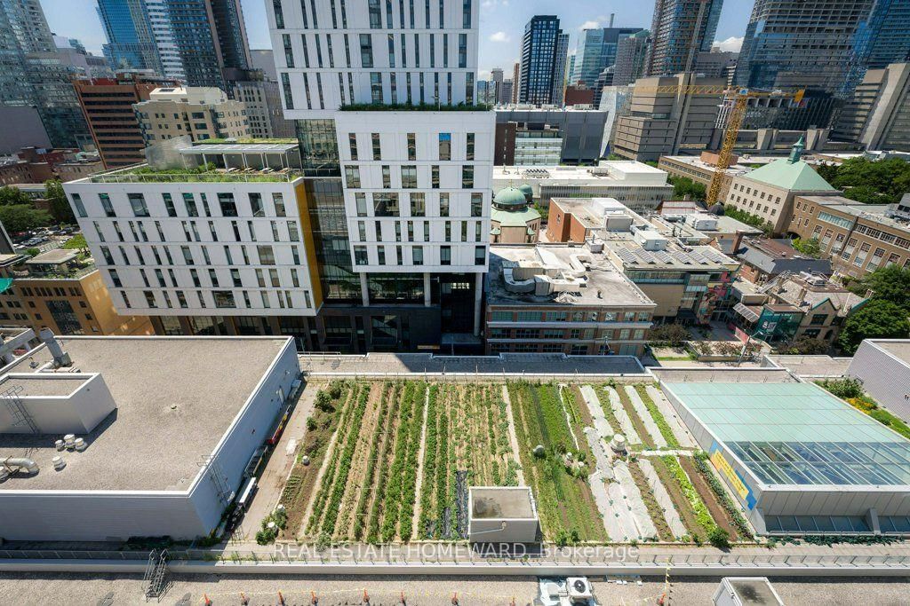 155 Dalhousie Street • #PH1 • Toronto, ON photo 32