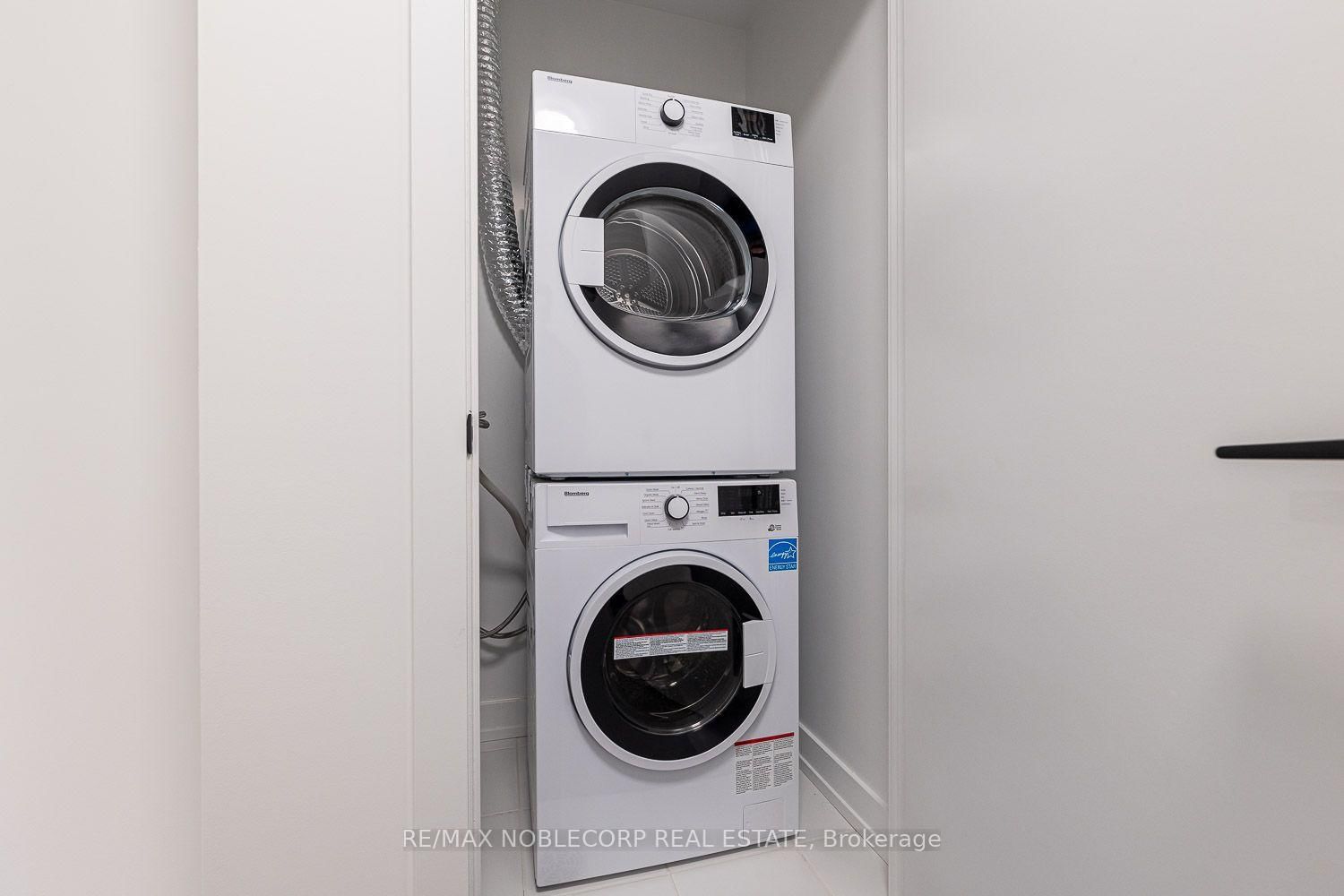 117 Broadway Avenue • #817 • Toronto, ON photo 19