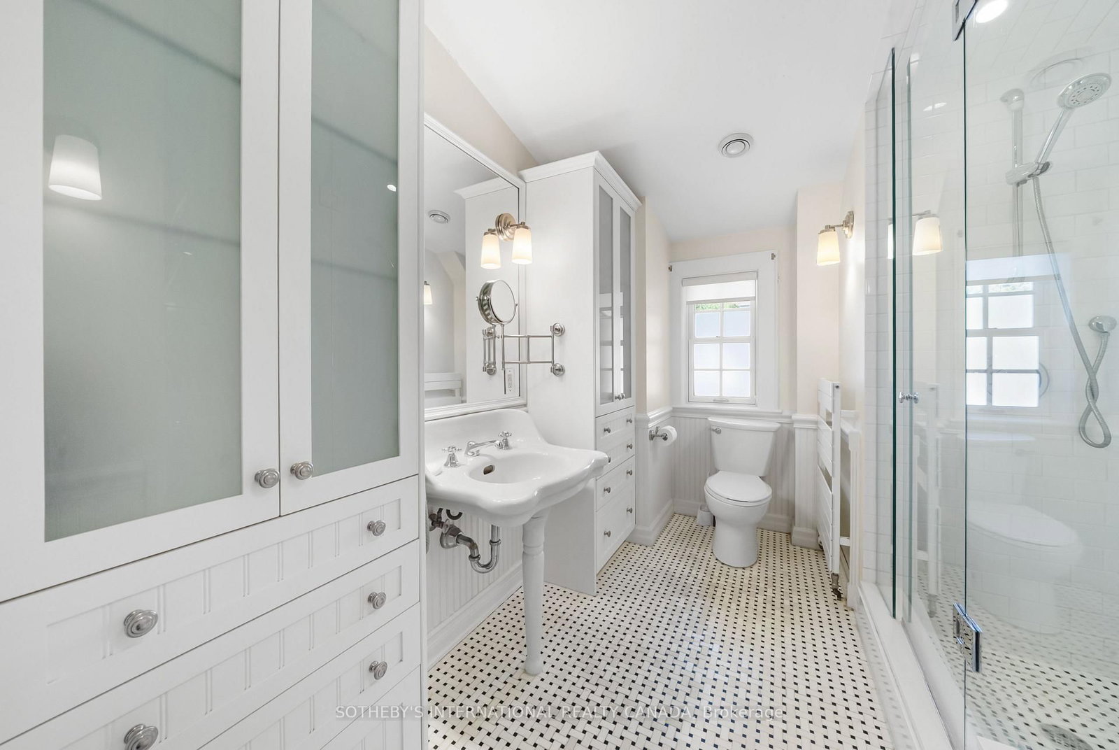 236 Poplar Plains Road • Toronto, ON photo 38