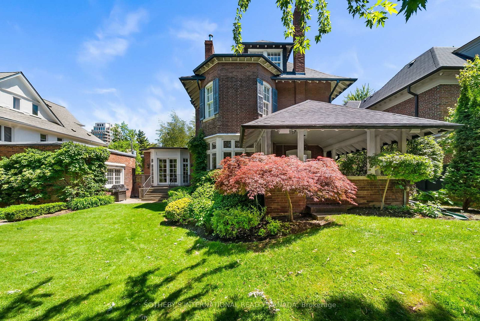 236 Poplar Plains Road • Toronto, ON photo 46