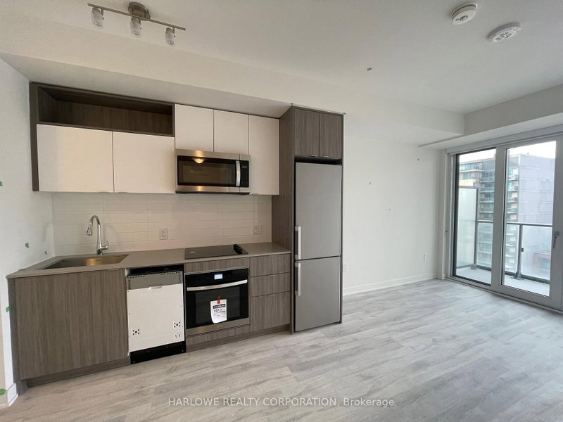 1278 W - 135 Lower Sherbourne Street