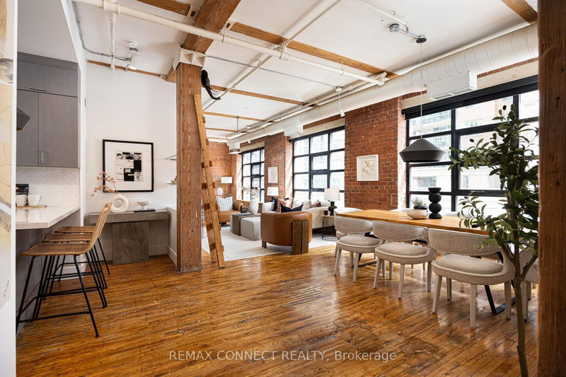 301 - 90 Sherbourne Street