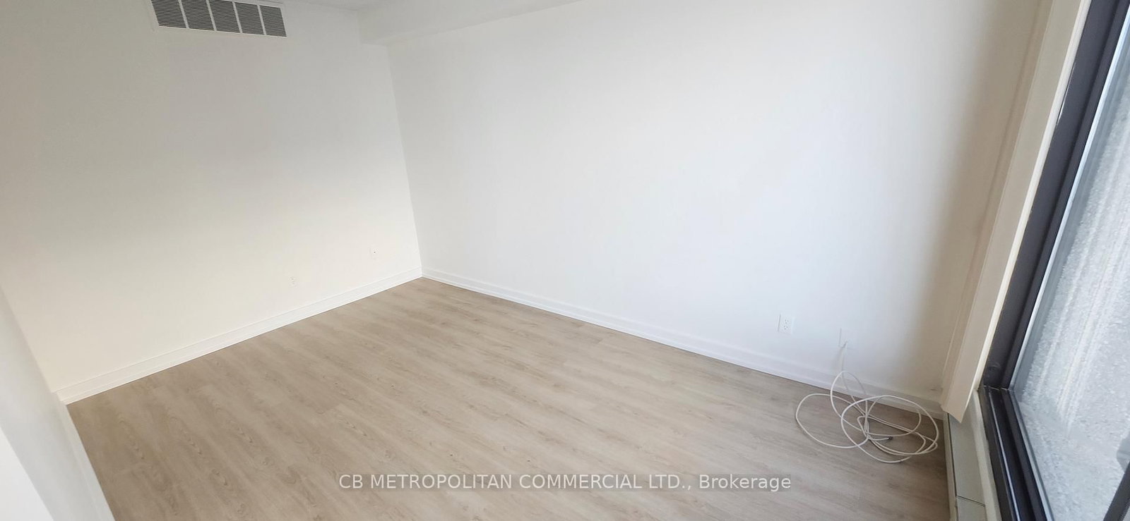 65 Harbour Square • #3305 • Toronto, ON photo 11