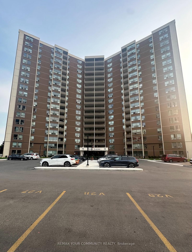 1711 - 15 Vicora Linkway