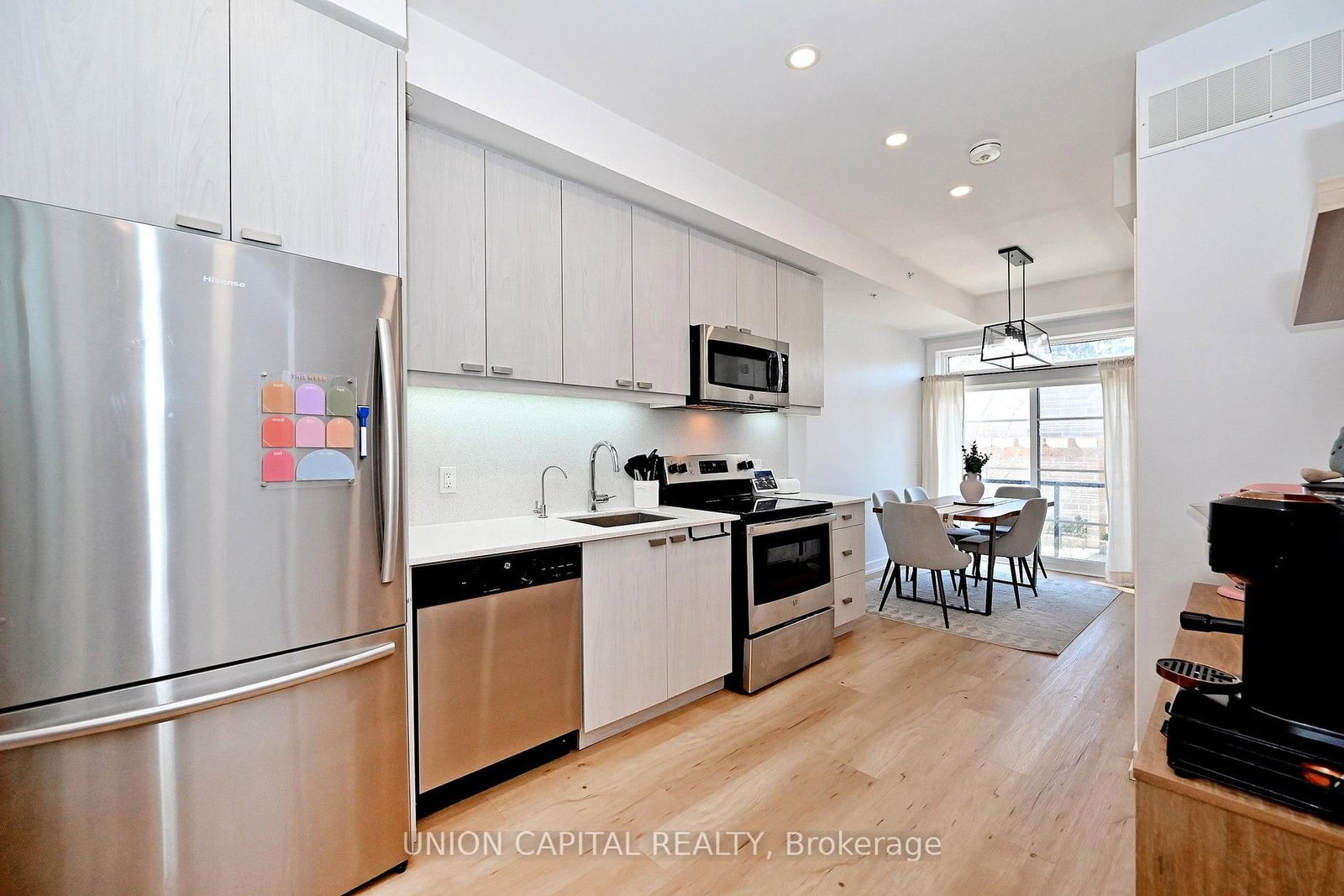 57 Finch Avenue W • #39 • Toronto, ON photo 1