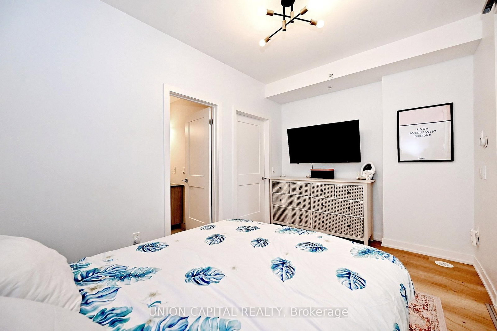 57 Finch Avenue W • #39 • Toronto, ON photo 18