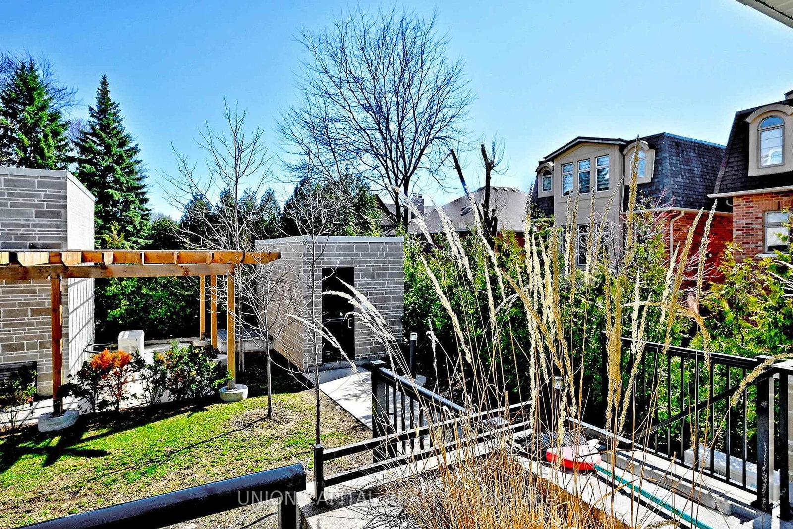 57 Finch Avenue W • #39 • Toronto, ON photo 35