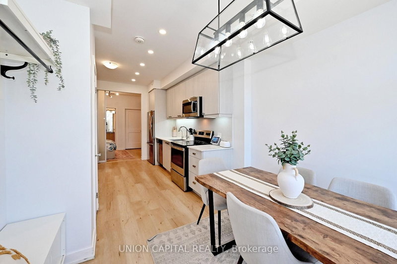 57 Finch Ave W photo 4