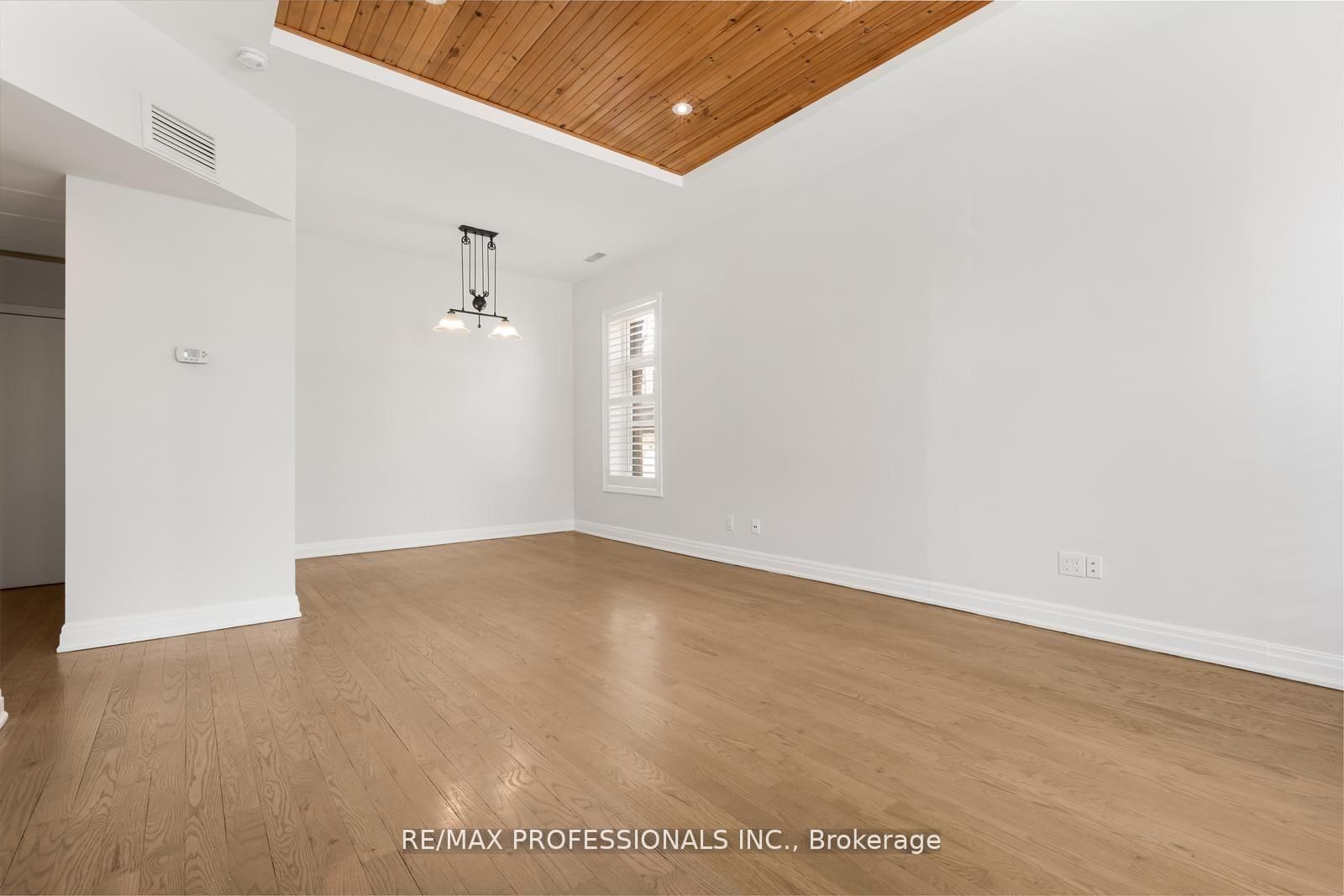 253 Wellesley Street E • #C • Toronto, ON photo 15