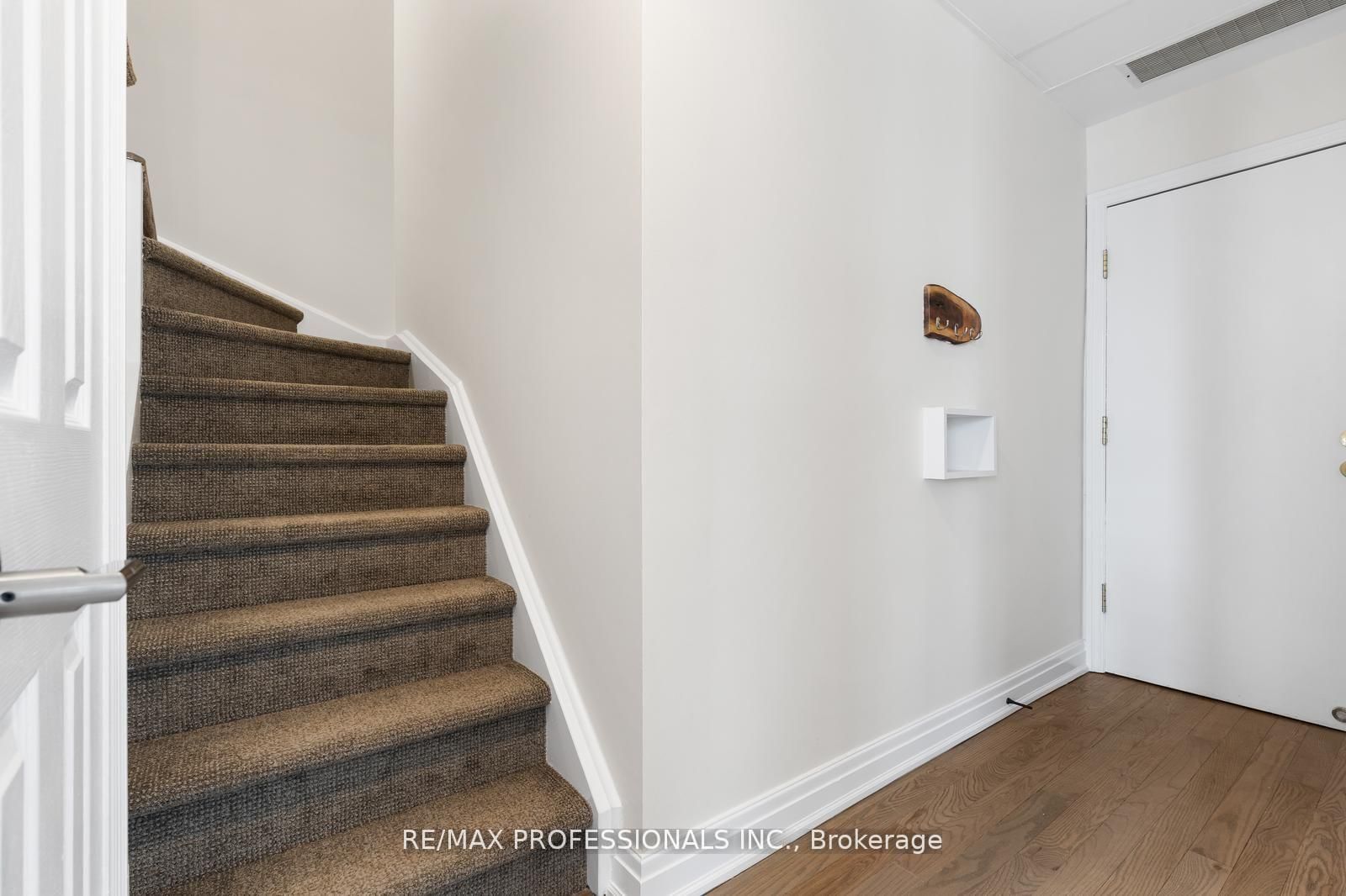 253 Wellesley Street E • #C • Toronto, ON photo 19