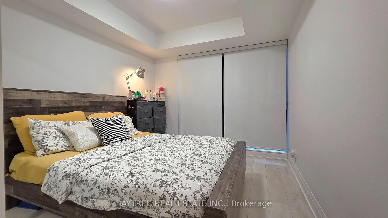 Condo for lease at 402-33 Frederick Todd Way, Toronto, Ontario, M4G 0C9 - Thorncliffe Park - MLS: C13658564