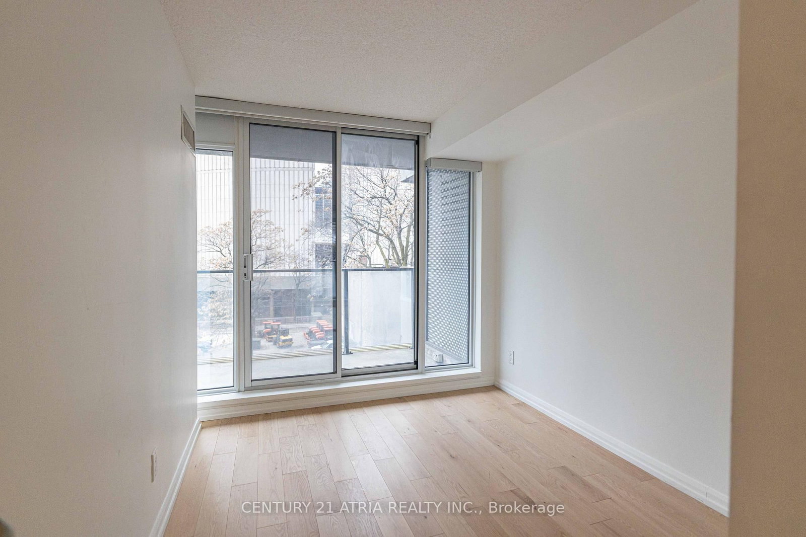 111 Elizabeth Street • #606 • Toronto, ON photo 18