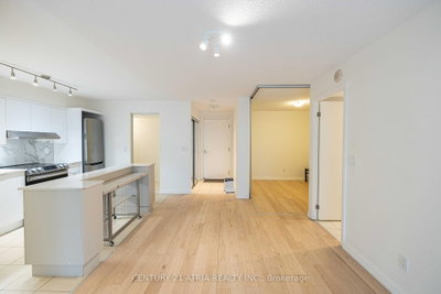 111 Elizabeth Street • #606 • Toronto, ON photo 5