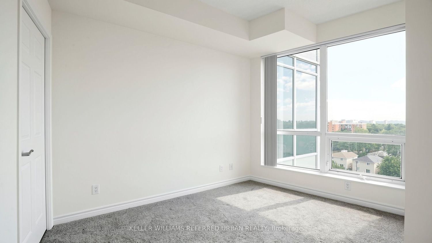 18 Holmes Avenue • #912 • Toronto, ON photo 11