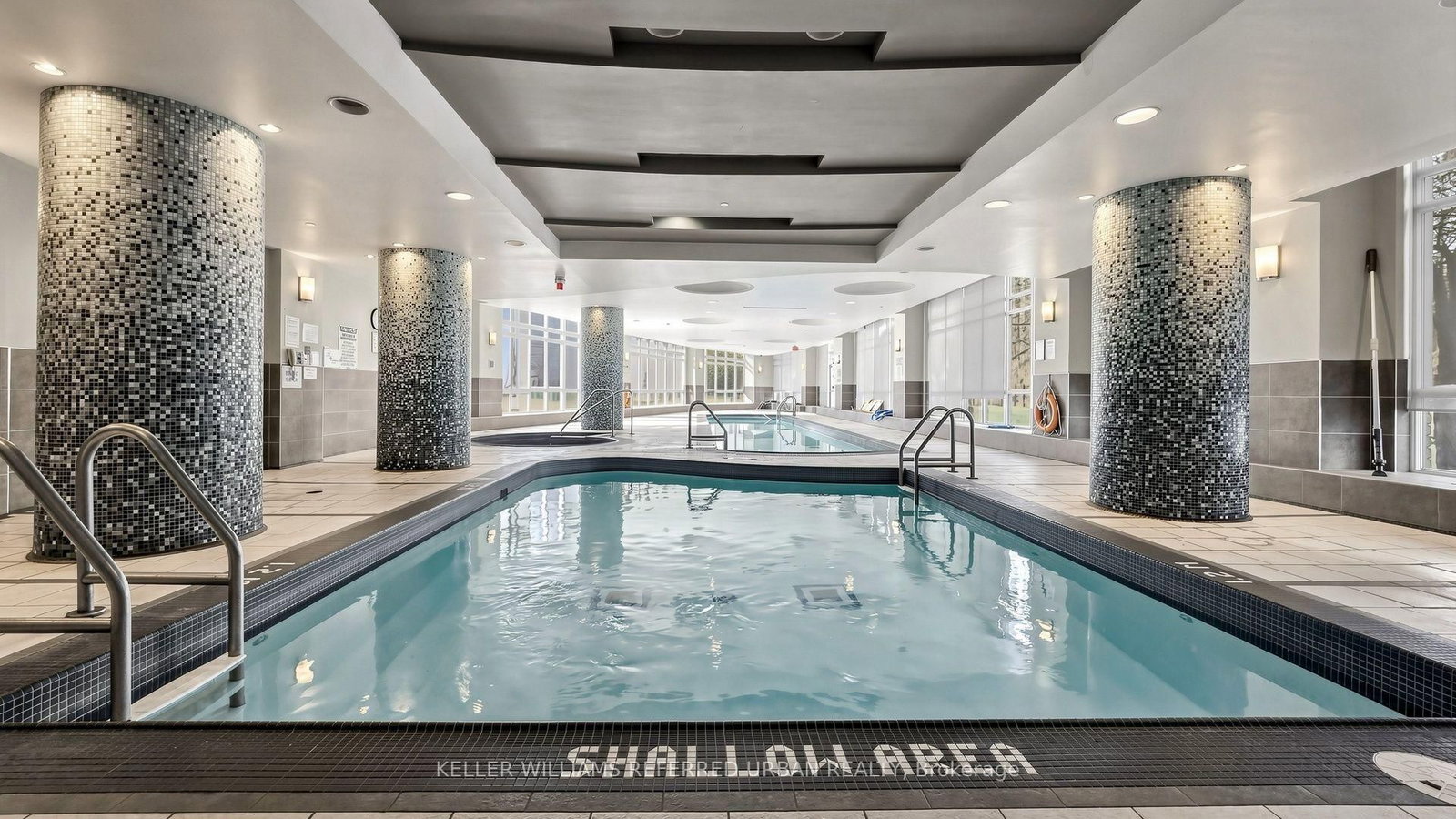 18 Holmes Avenue • #912 • Toronto, ON photo 15