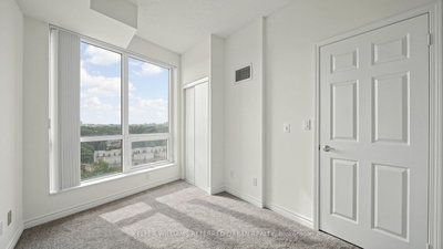 18 Holmes Avenue • #912 • Toronto, ON photo 9