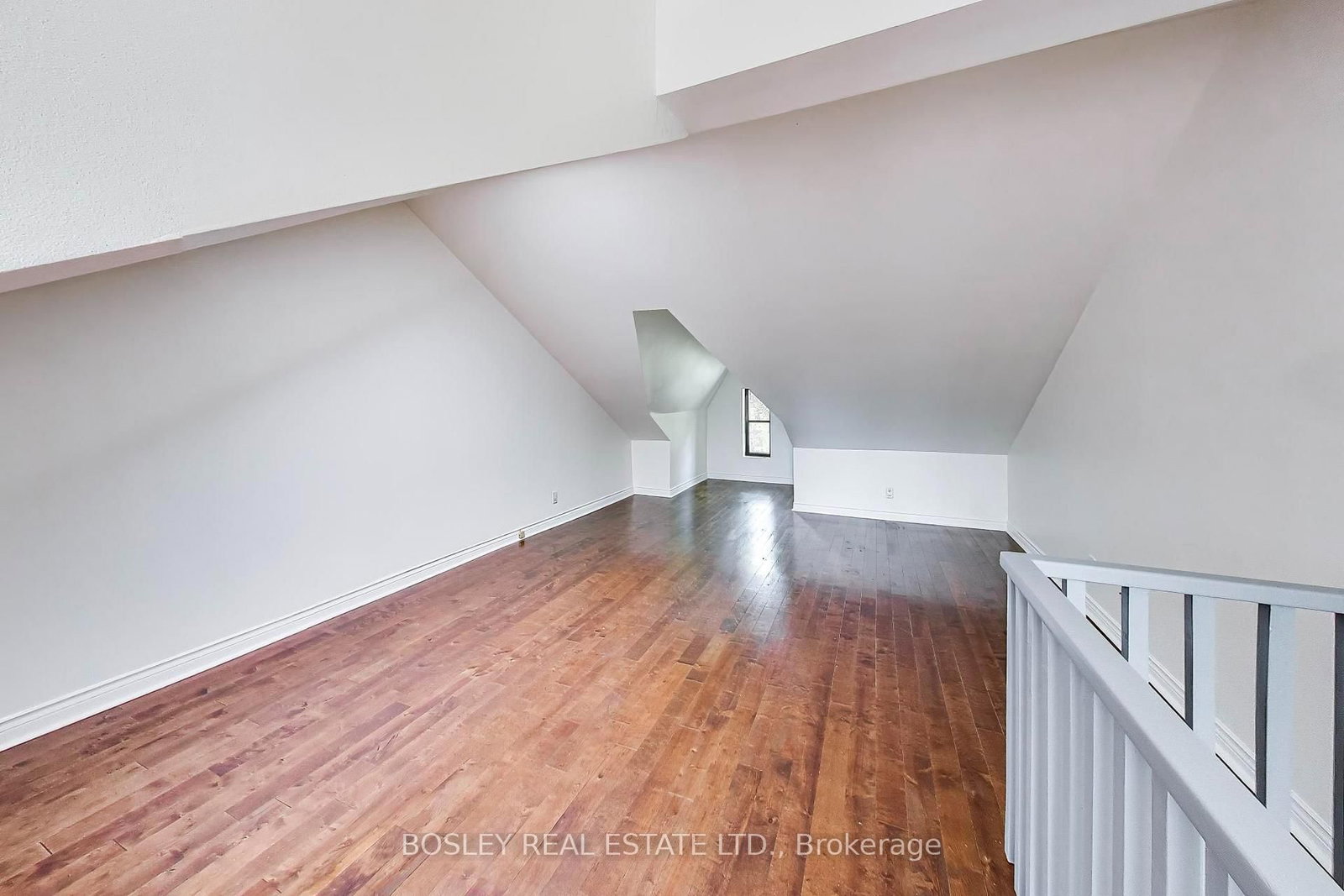 295 Seaton Street • Toronto, ON photo 29