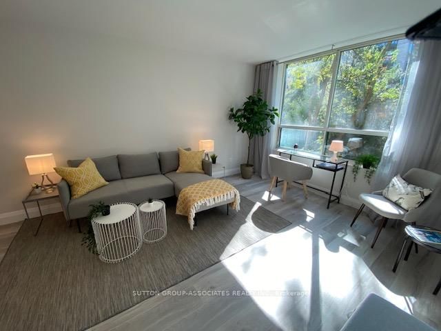 327 - 95 Prince Arthur Avenue