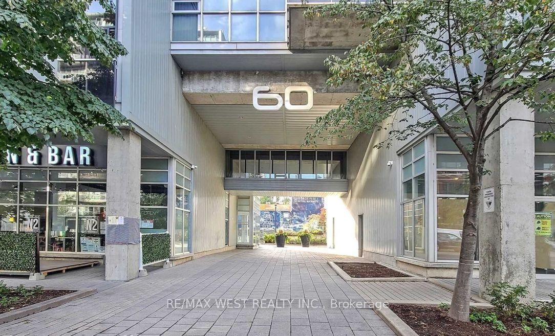 60 Bathurst Street • #401 • Toronto, ON photo 9