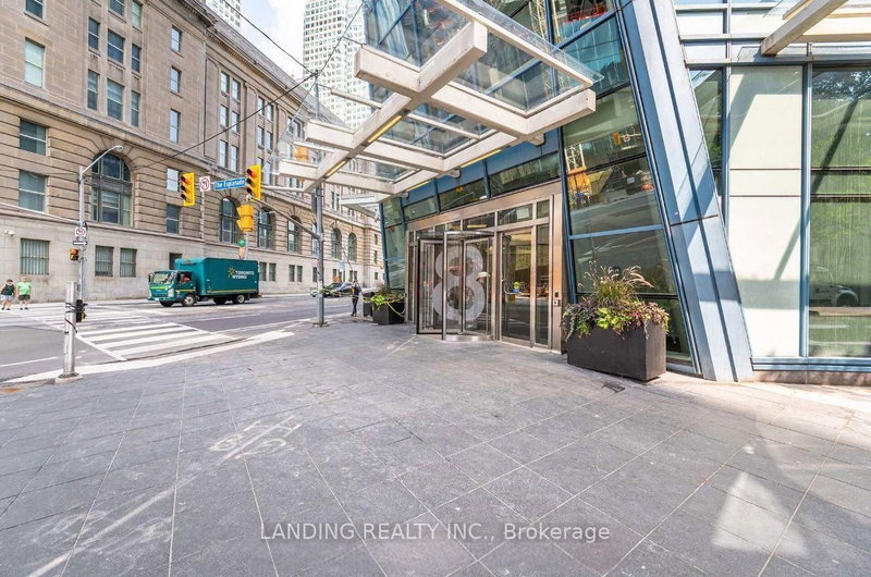 3304 - 8 The Esplanade Avenue