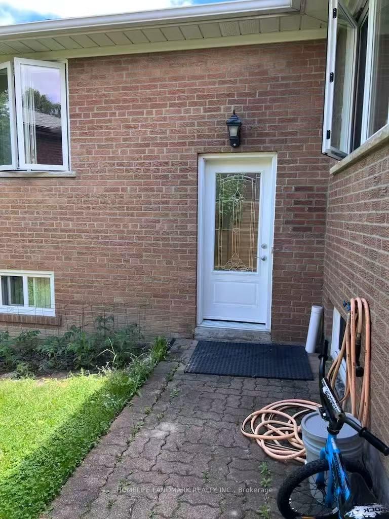50 Bruce Farm Drive • Toronto, ON photo 39