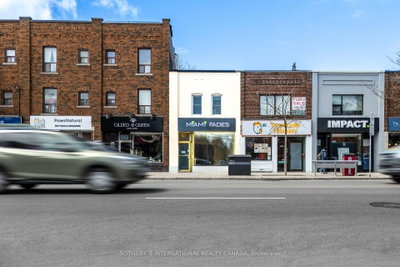 Commercial/Retail for sale at 3236 Yonge Street, Toronto, Ontario, M4N 2L4 - Lawrence Park North - MLS: C13659490