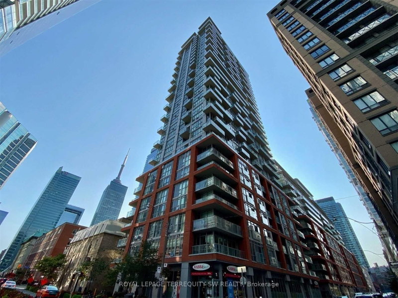 613 - 126 Simcoe Street